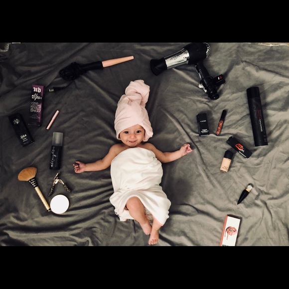 Meet your Posher, Maria - Picture 2 of 2